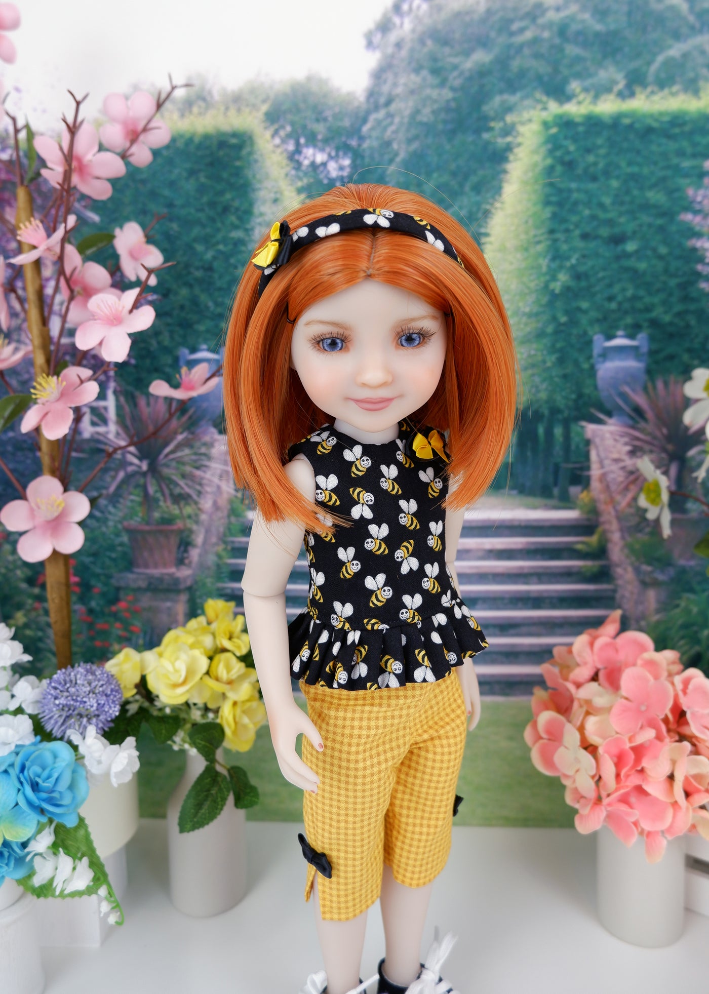 Bumble Bee - top & capris with shoes for Ruby Red Fashion Friends doll