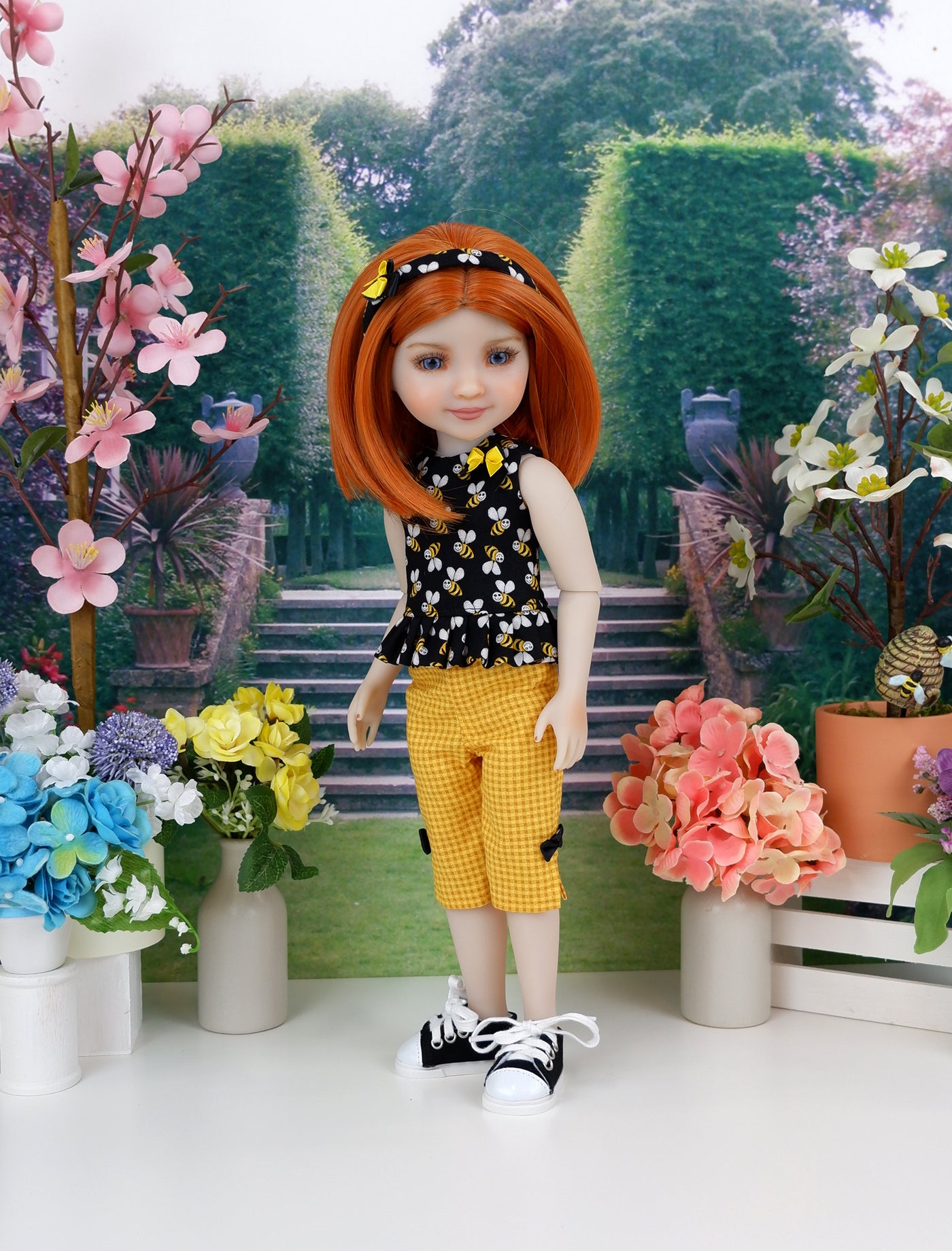 Bumble Bee - top & capris with shoes for Ruby Red Fashion Friends doll