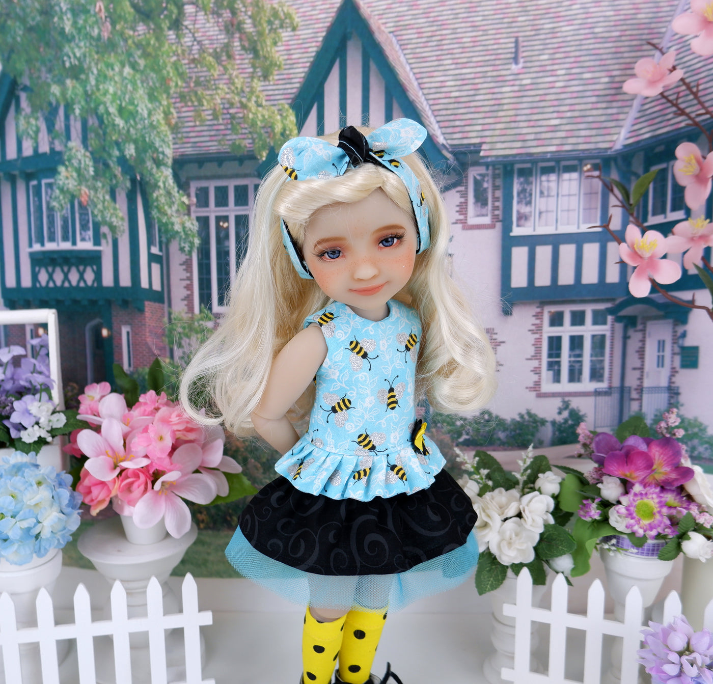 Buzzing Around - top & skirt with boots for Ruby Red Fashion Friends doll