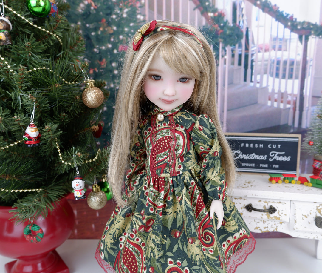 Christmas Paisley - dress with shoes for Ruby Red Fashion Friends doll