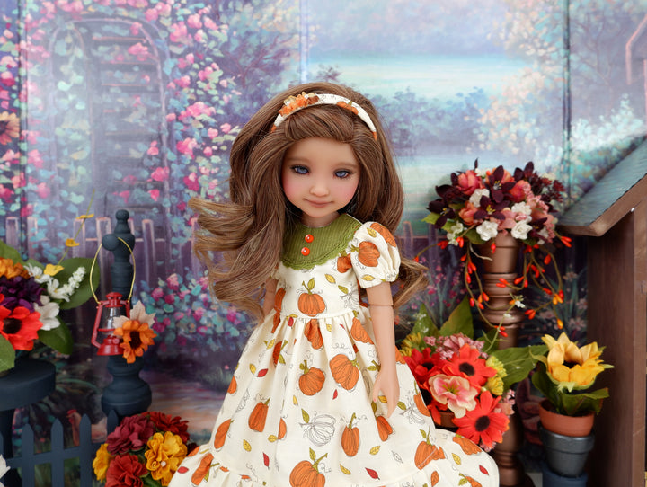 Country Pumpkin - dress with shoes for Ruby Red Fashion Friends doll
