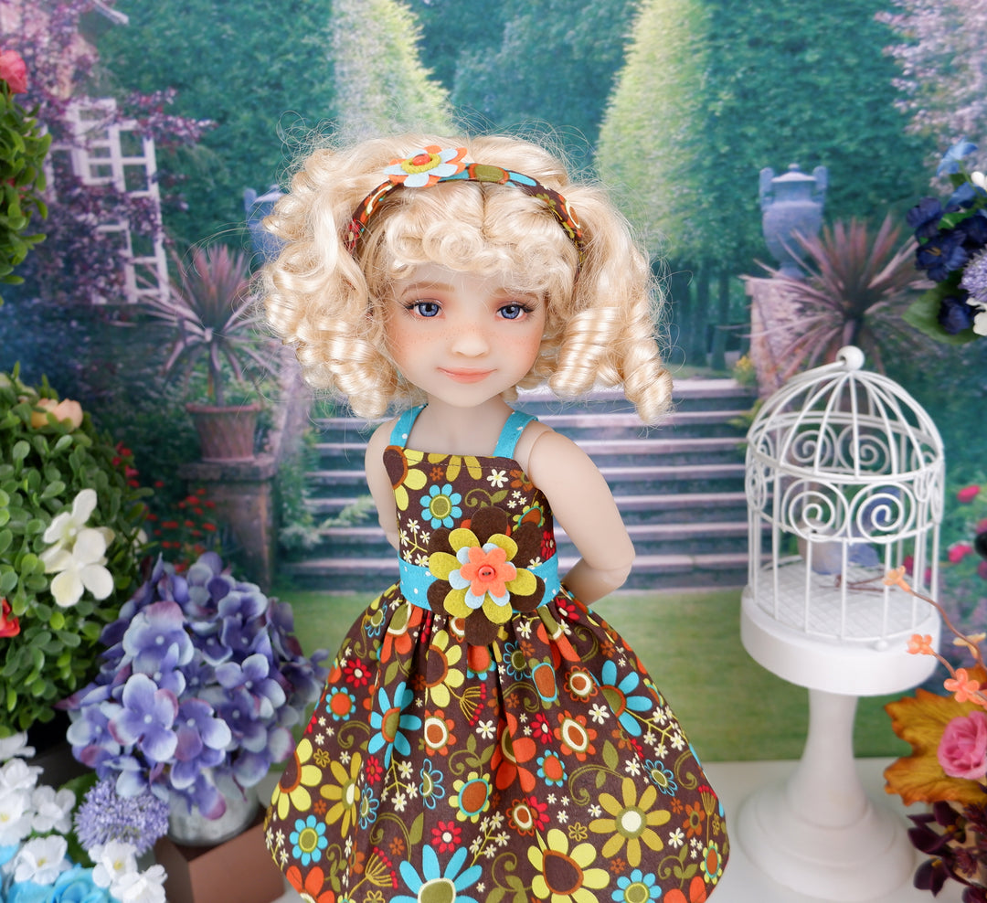 Crazy Daisies - dress with shoes for Ruby Red Fashion Friends doll