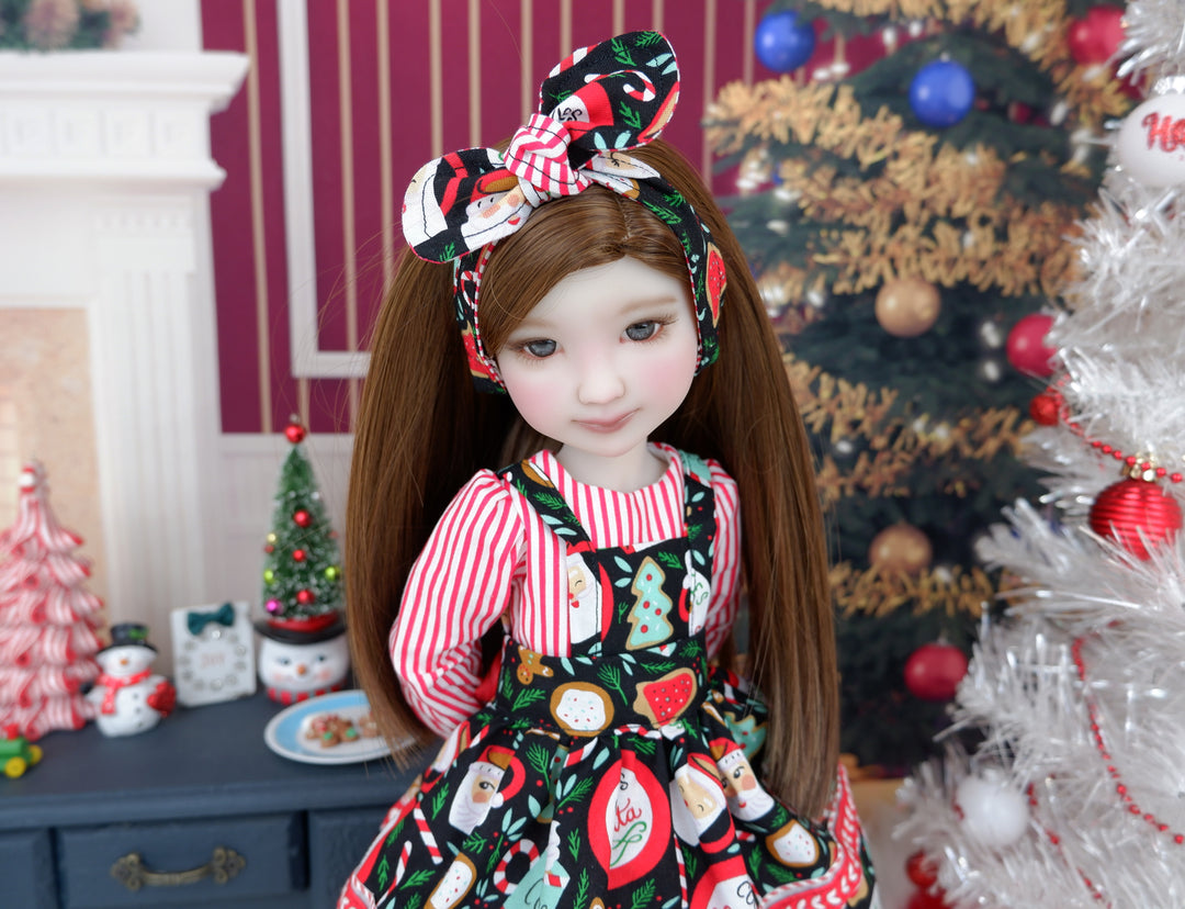 Cup of Cheer - dress & apron with shoes for Ruby Red Fashion Friends doll