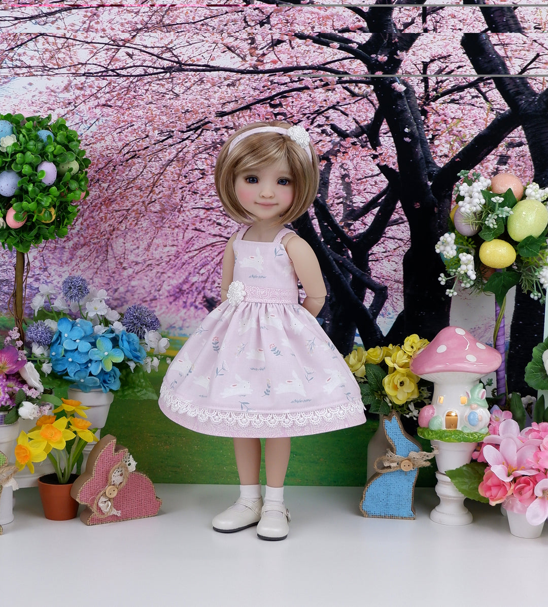 Delicate Bunny - dress with shoes for Ruby Red Fashion Friends doll