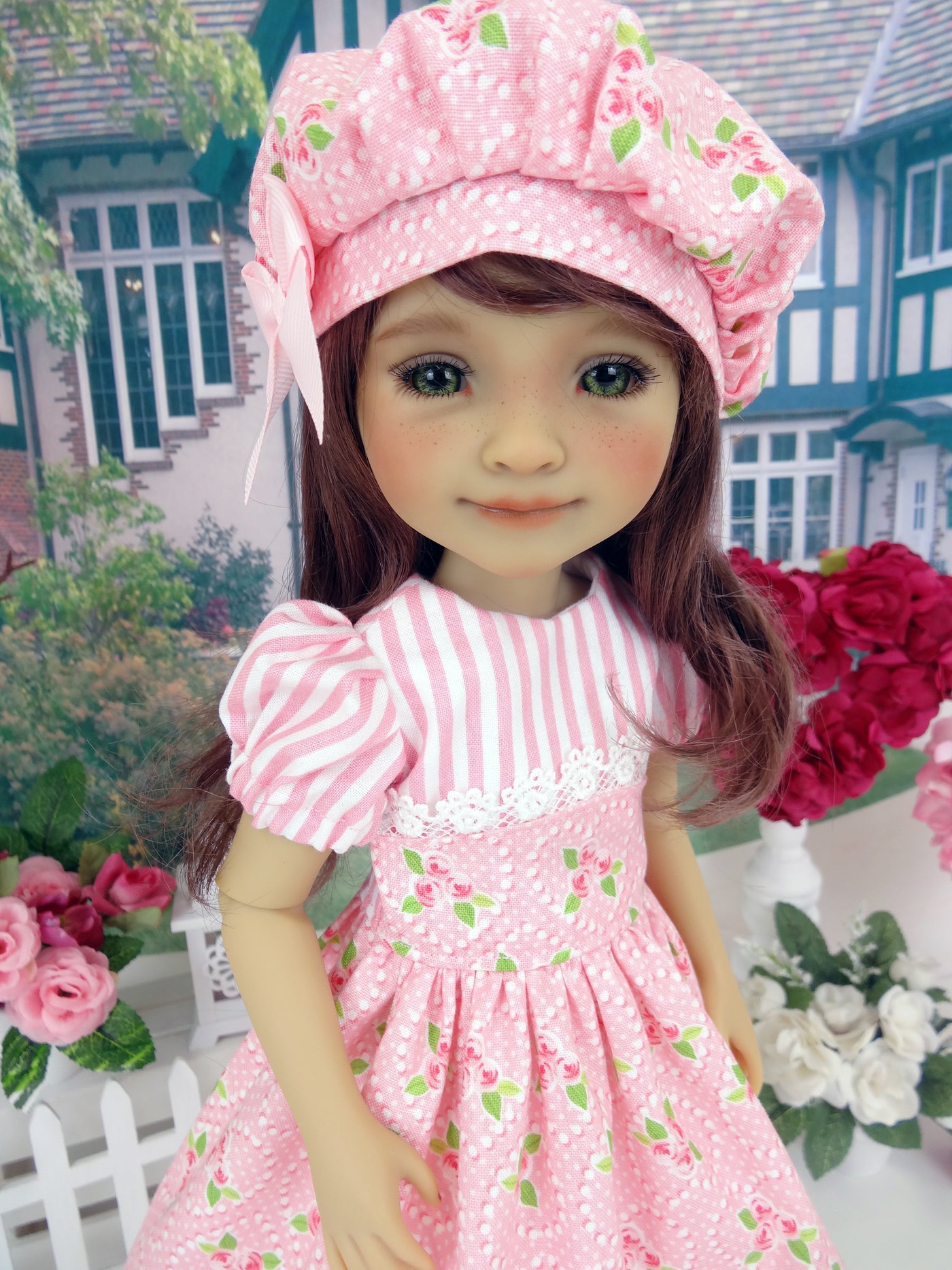 Delicate Hearts - dress and shoes for Ruby Red Fashion Friends doll