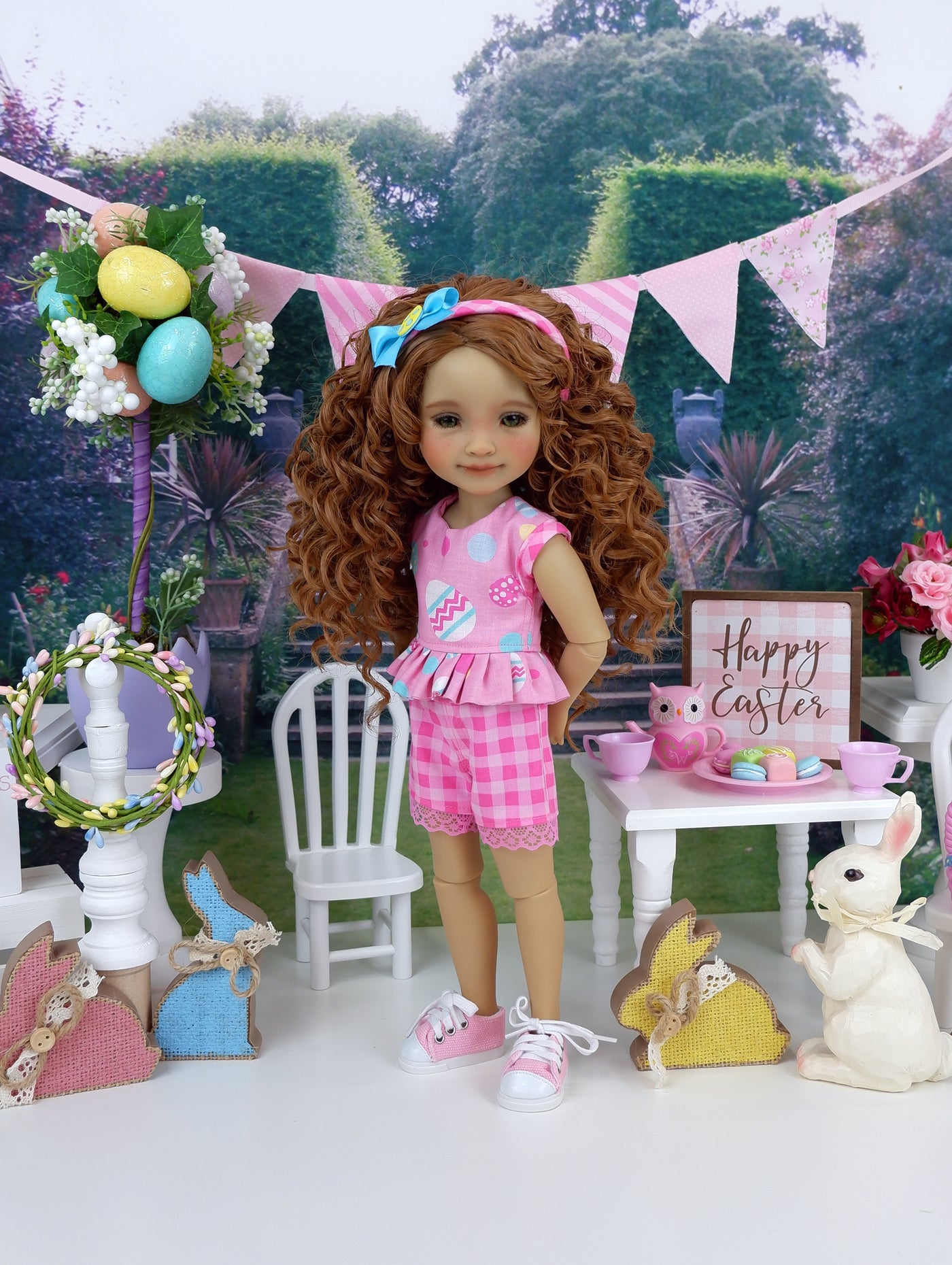 Egg Hunt - top & shorts with shoes for Ruby Red Fashion Friends doll