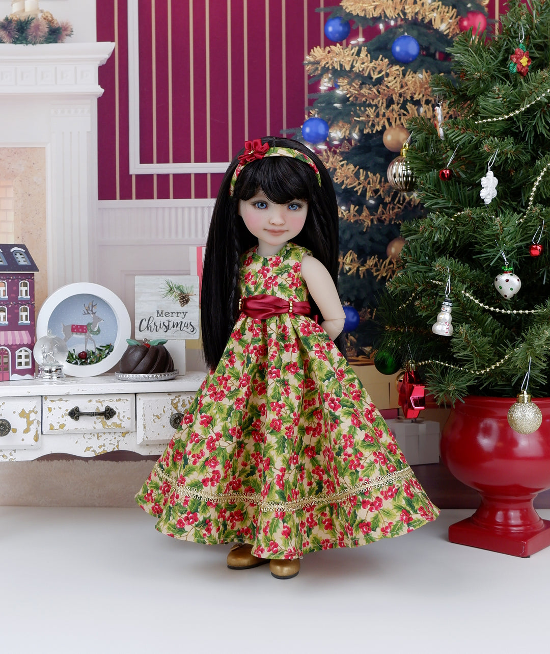 Festive Holly - dress with shoes for Ruby Red Fashion Friends doll Cottontail Doll Designs Festive Holly - dress with shoes for Ruby Red Fashion Friends doll Cottontail Doll Designs