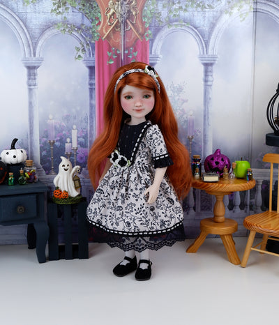 Frightening Filigree - dress with shoes for Ruby Red Fashion Friends doll
