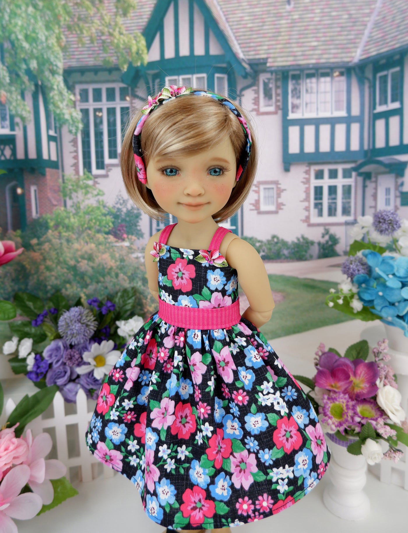Garden Brights - dress with shoes for Ruby Red Fashion Friends doll