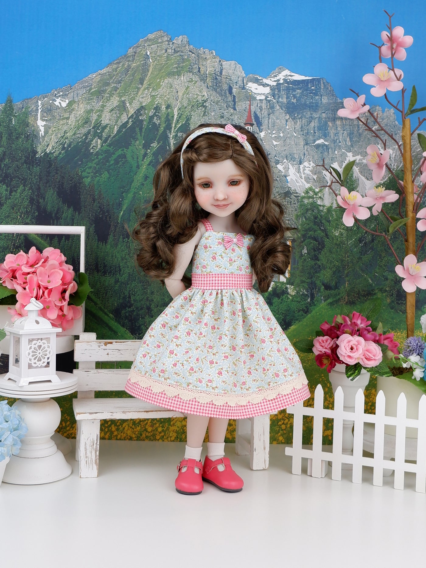 Garden Rosebuds - dress with shoes for Ruby Red Fashion Friends doll