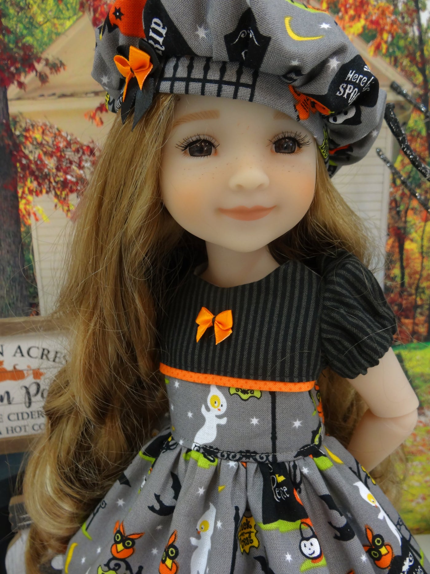 Ghostly Graveyard - dress for Ruby Red Fashion Friends doll