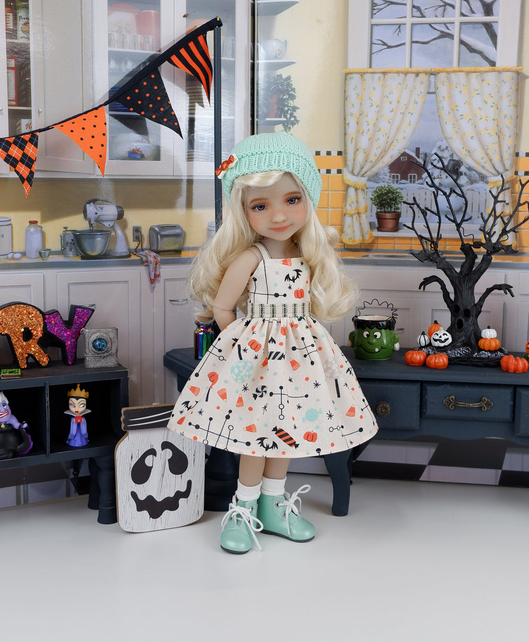 Halloween Sweets - dress and sweater set with boots for Ruby Red Fashion Friends doll
