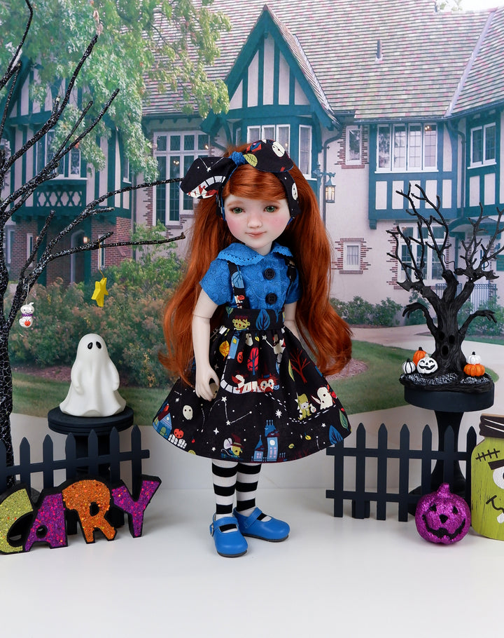 Halloween Town - blouse & jumper with shoes for Ruby Red Fashion Friends doll