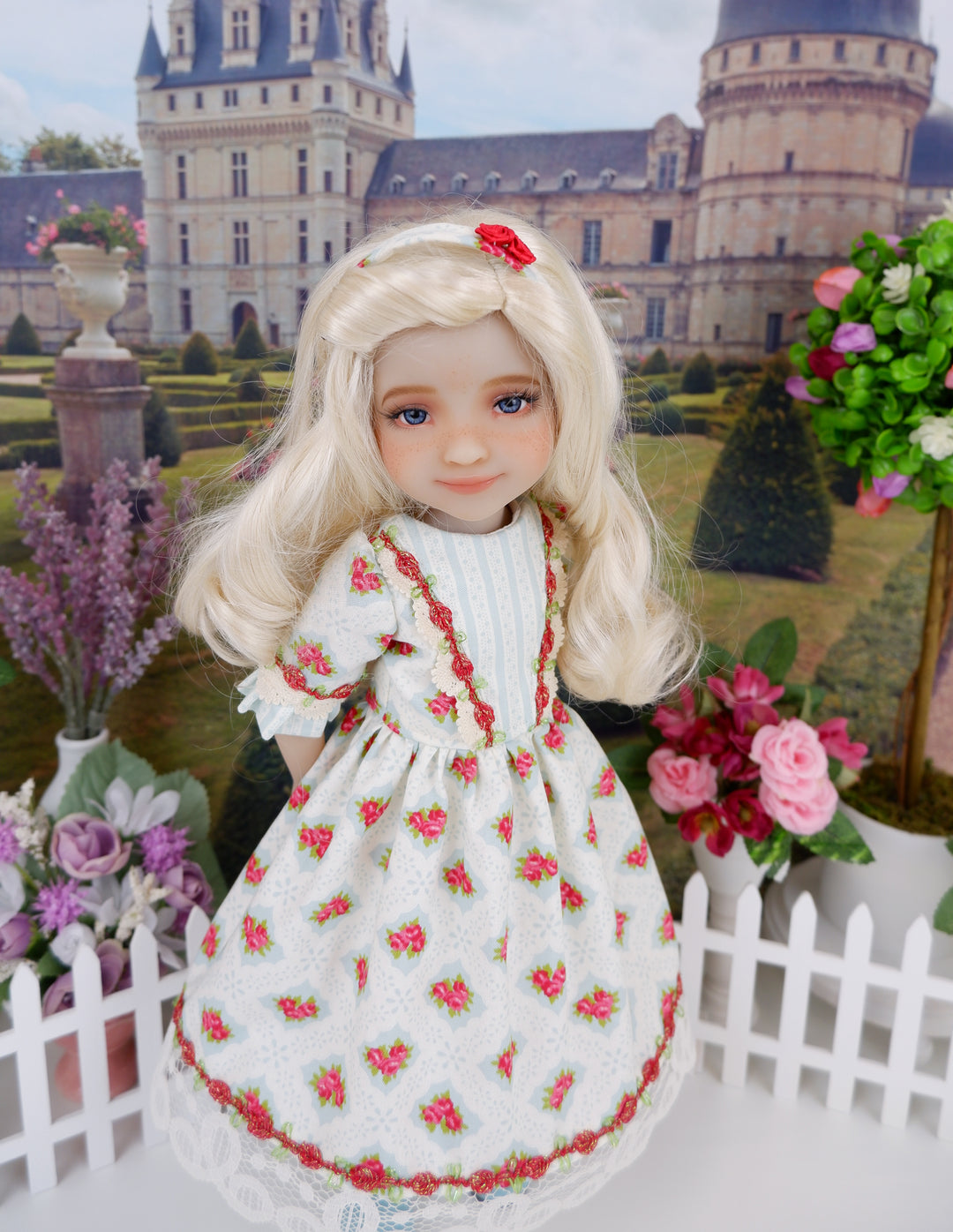Hampshire Rose - dress with shoes for Ruby Red Fashion Friends doll