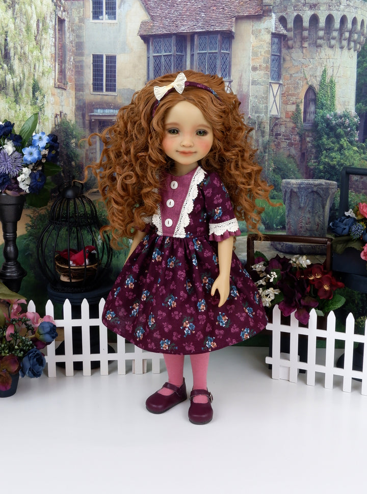 Heritage Autumn - dress with shoes for Ruby Red Fashion Friends doll