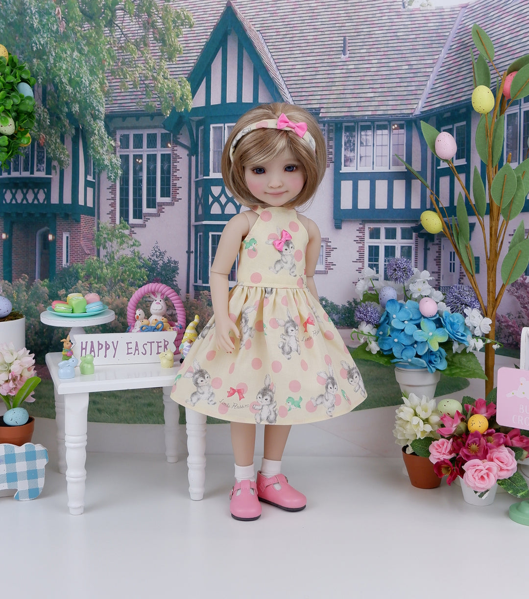 Hoppy Easter - dress with shoes for Ruby Red Fashion Friends doll