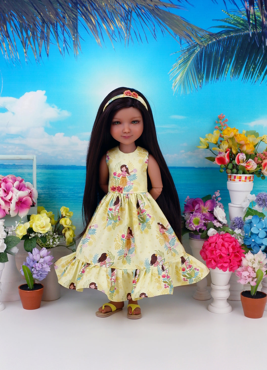 Hula Dance - dress with shoes for Ruby Red Fashion Friends doll