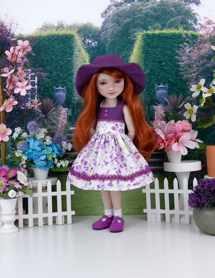 Hydrangea Petals - dress with shoes for Ruby Red Fashion Friends doll