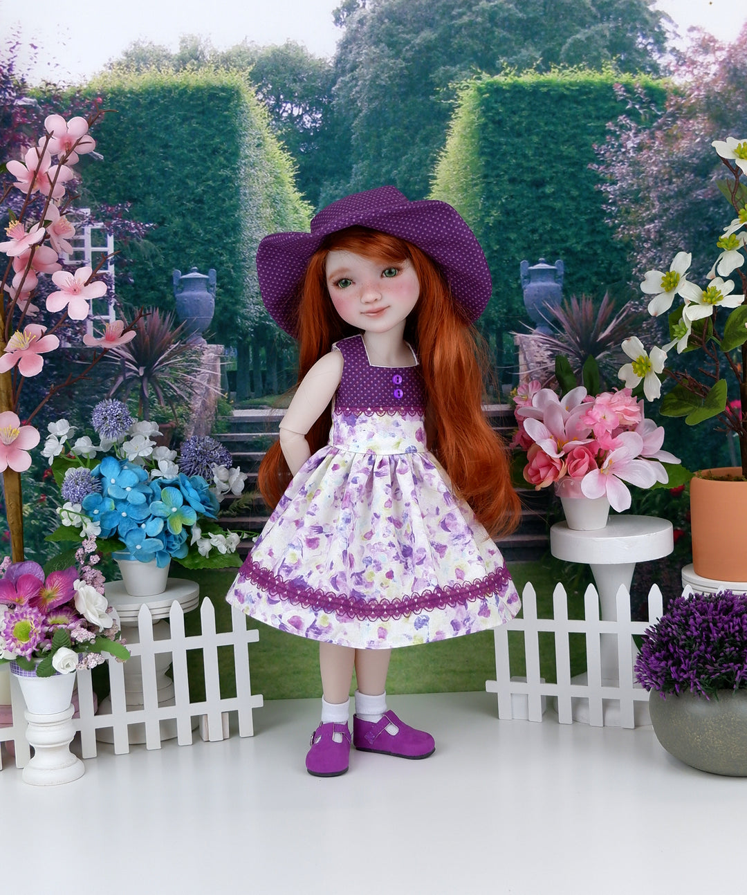 Hydrangea Petals - dress with shoes for Ruby Red Fashion Friends doll