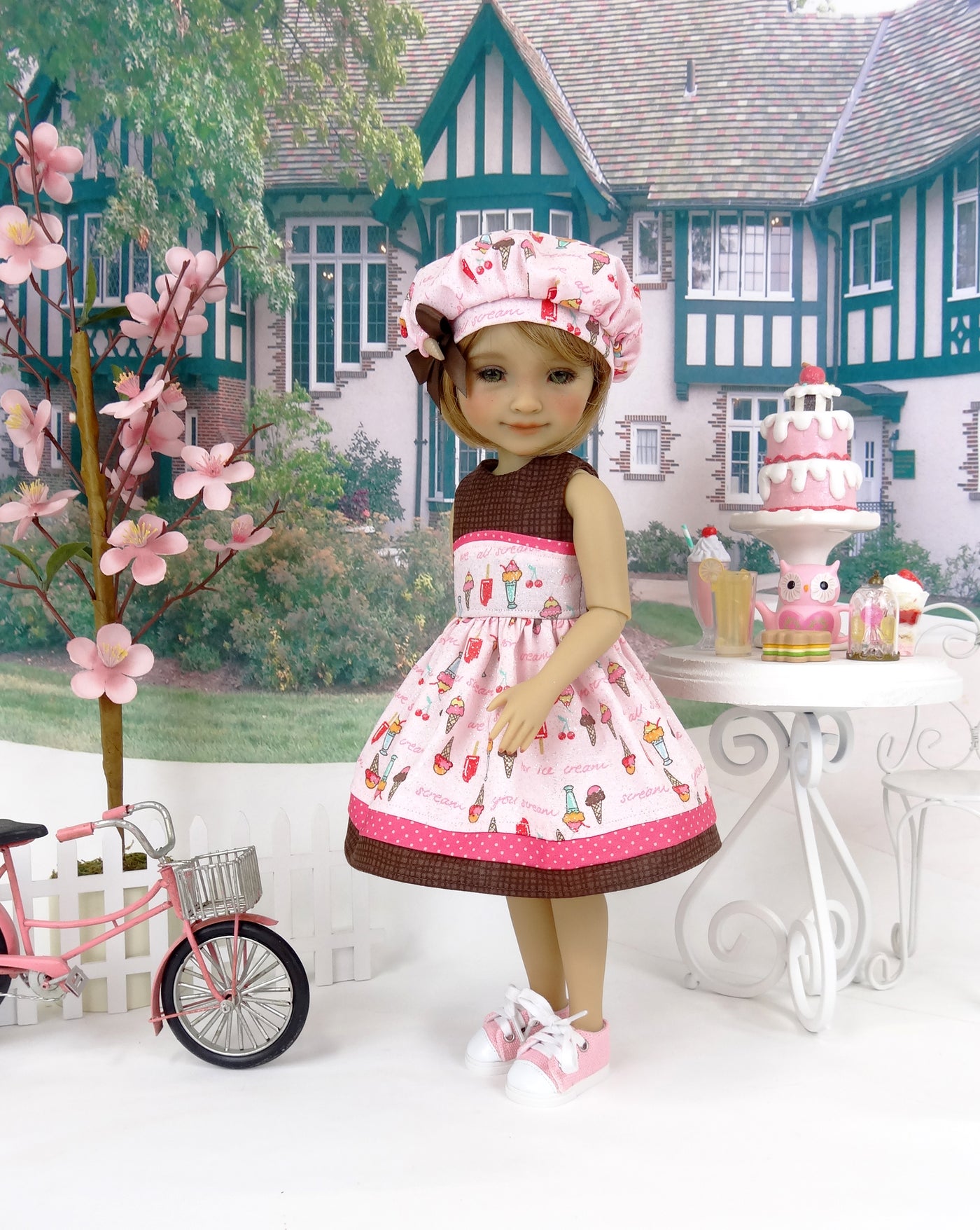 Ice Cream Scoop - dress with shoes for Ruby Red Fashion Friends doll