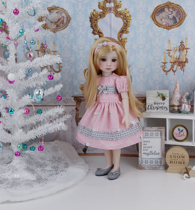 Ice Skater - dress with shoes for Ruby Red Fashion Friends doll