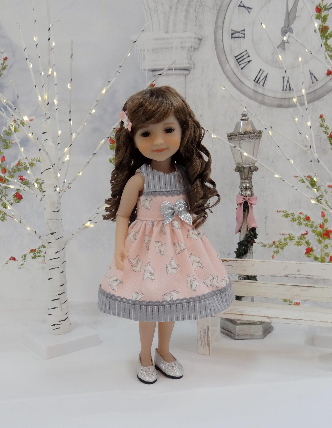 Ice Skates - dress for Ruby Red Fashion Friends doll