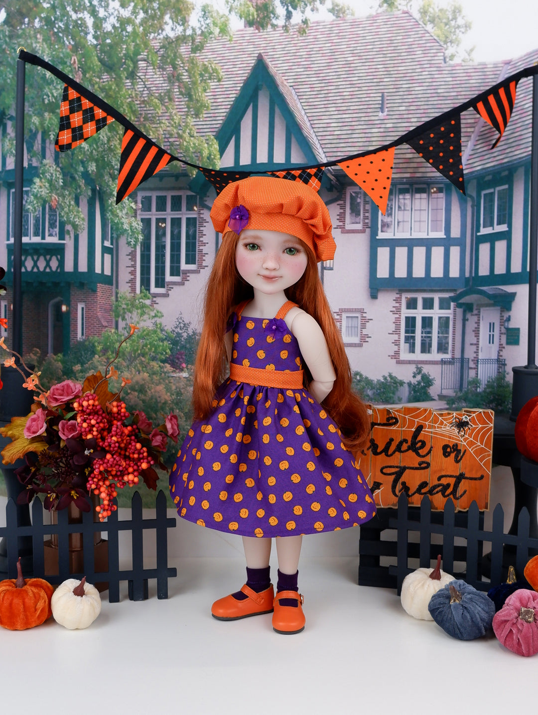 Lil' Pumpkin - dress with shoes for Ruby Red Fashion Friends doll
