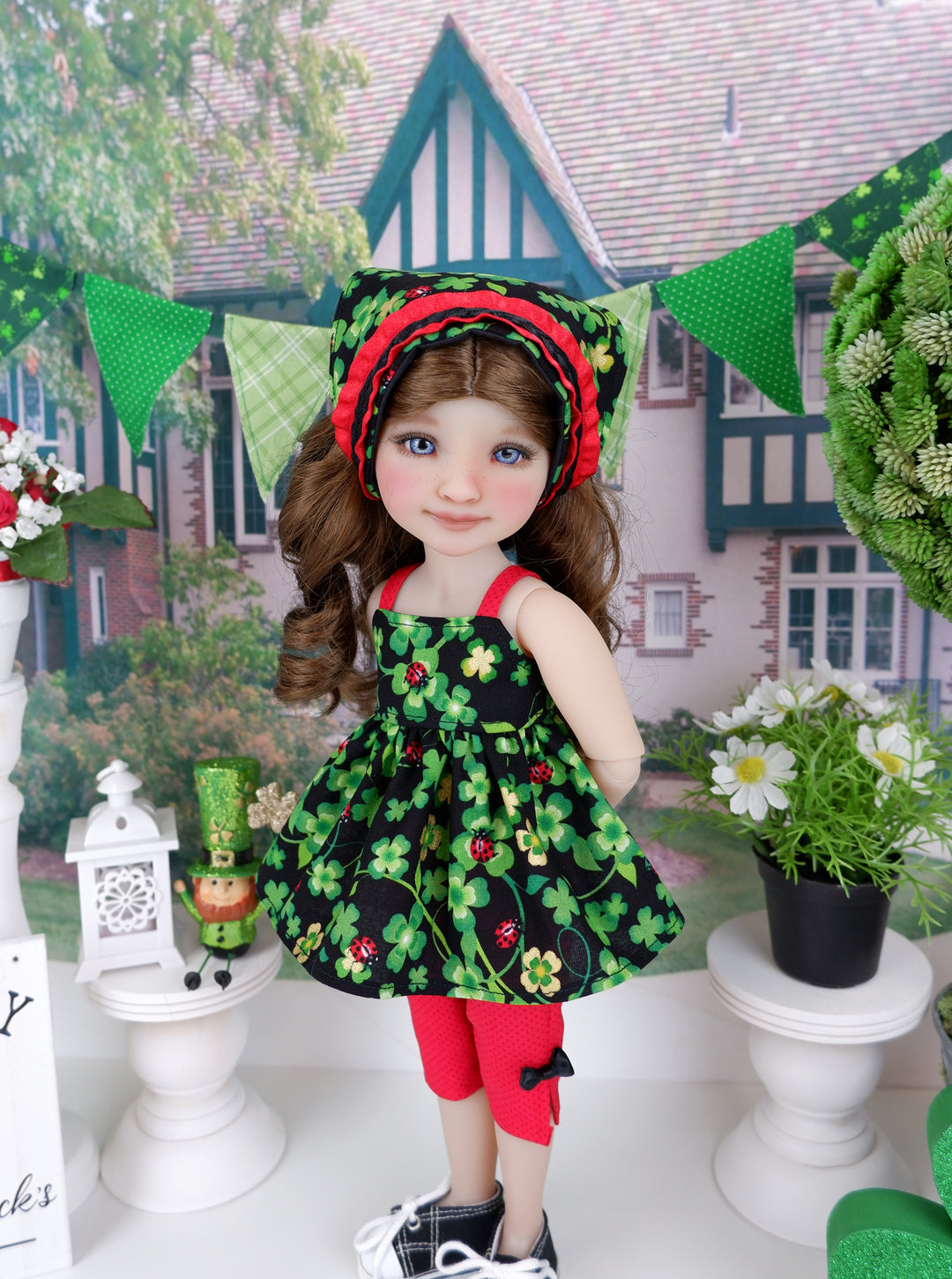 Lucky Bug - top & capris with shoes for Ruby Red Fashion Friends doll