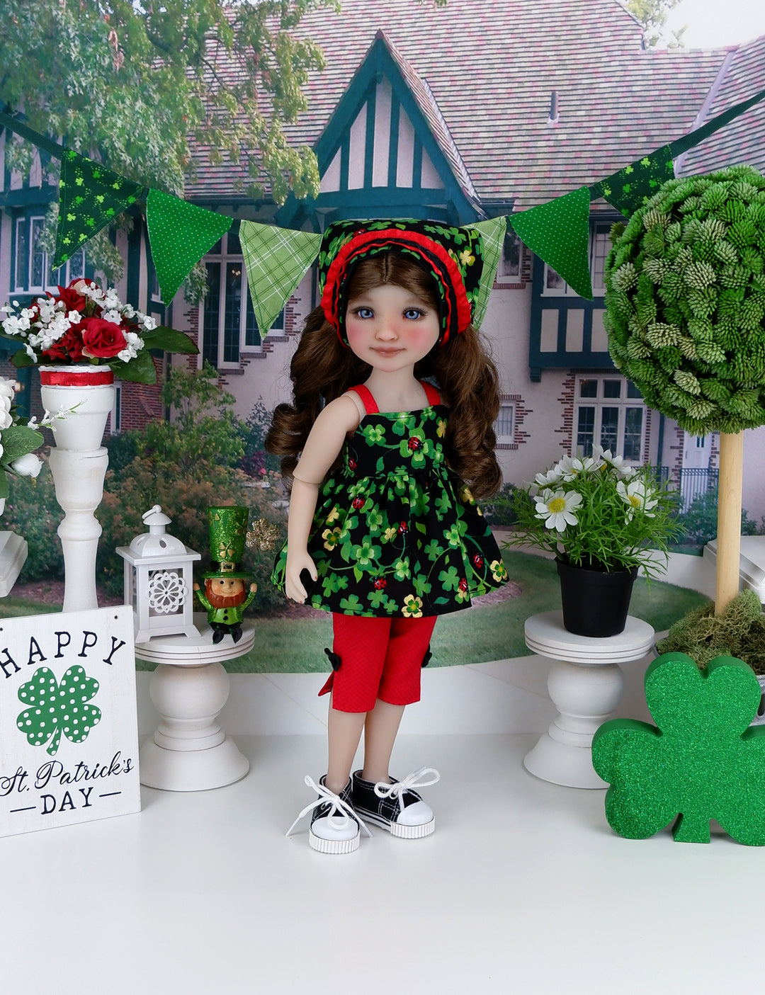 Lucky Bug - top & capris with shoes for Ruby Red Fashion Friends doll