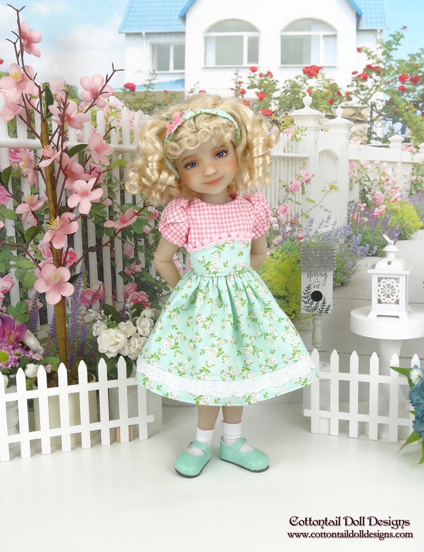 Meadowsoft - dress and shoes for Ruby Red Fashion Friends doll