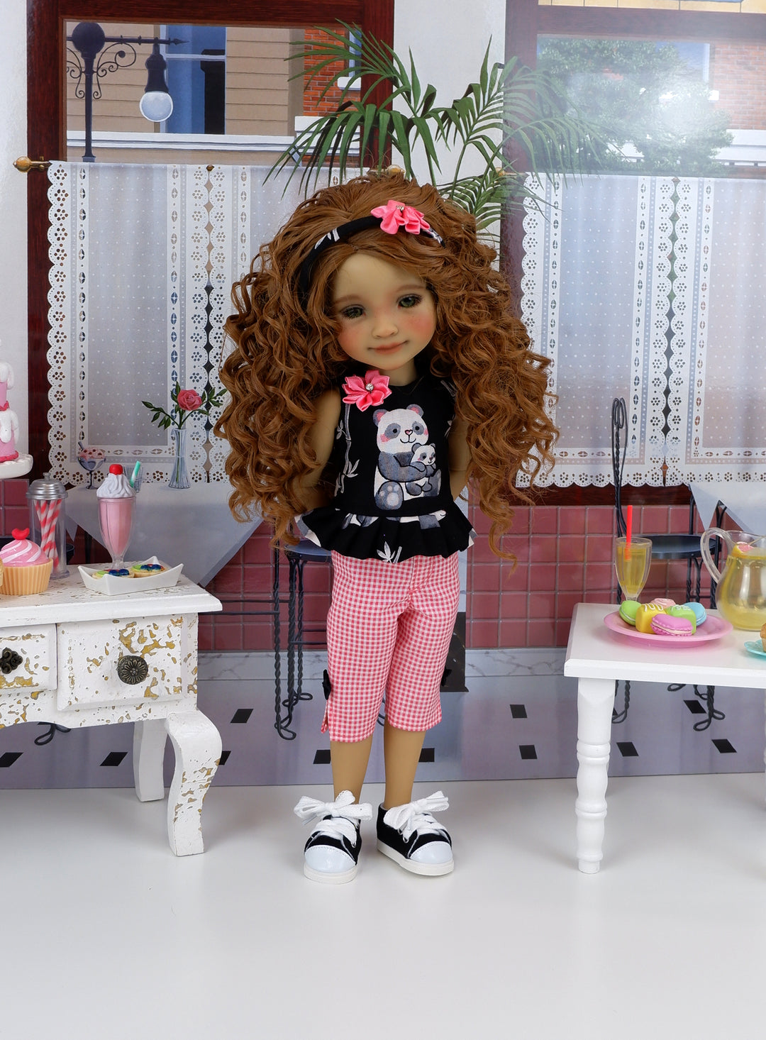 Panda Perfect - top & capris with shoes for Ruby Red Fashion Friends doll