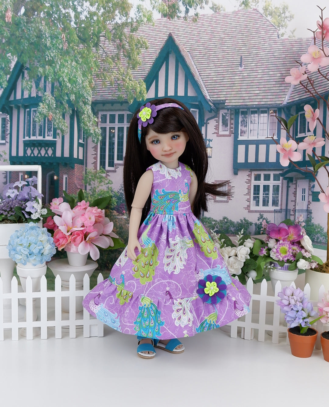 Peacock Queen - dress with shoes for Ruby Red Fashion Friends doll