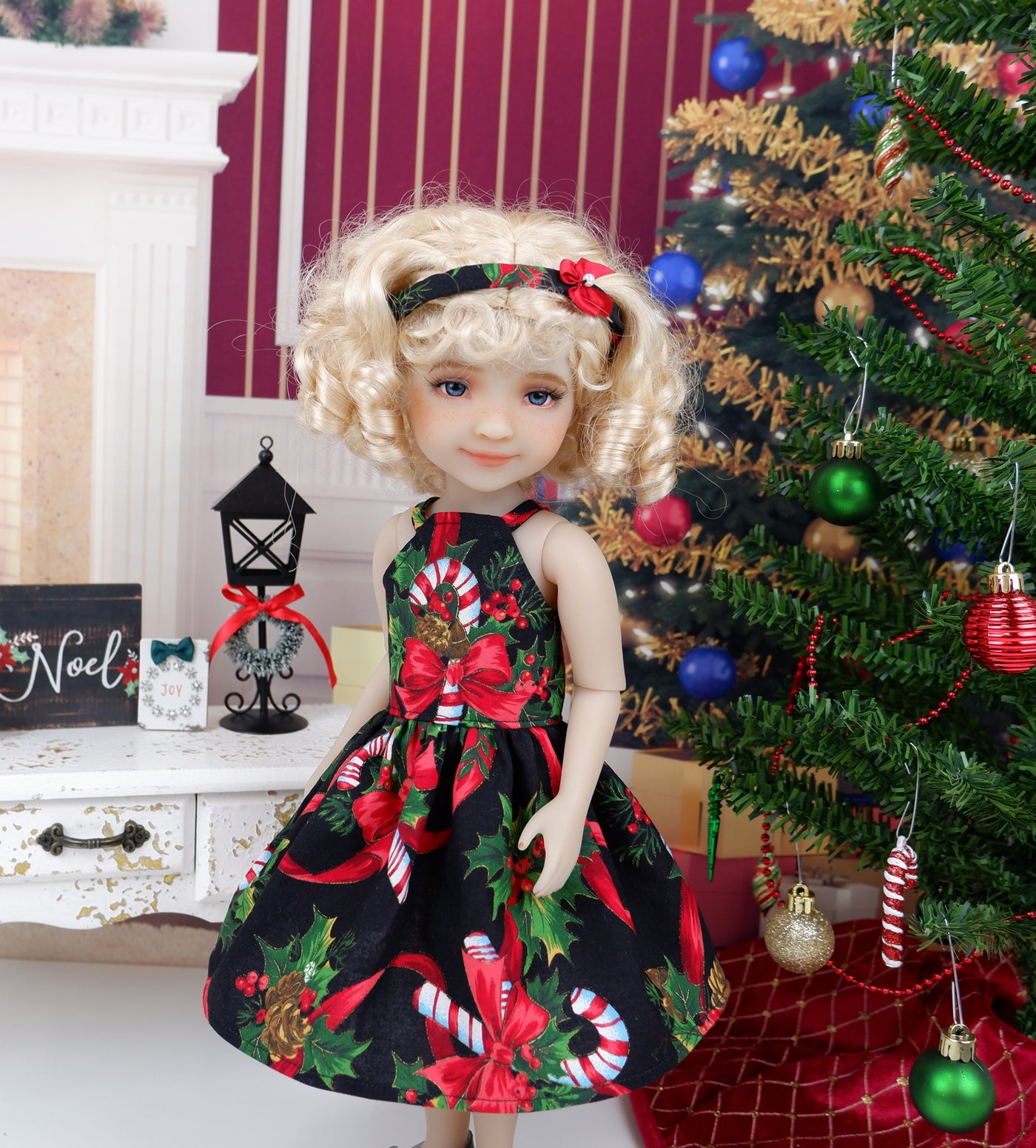 Peppermint Cane - dress with shoes for Ruby Red Fashion Friends doll