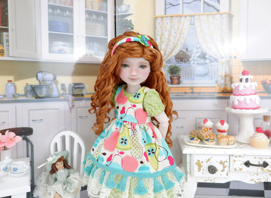 Perfect Pear - dress & pinafore with shoes for Ruby Red Fashion Friends doll