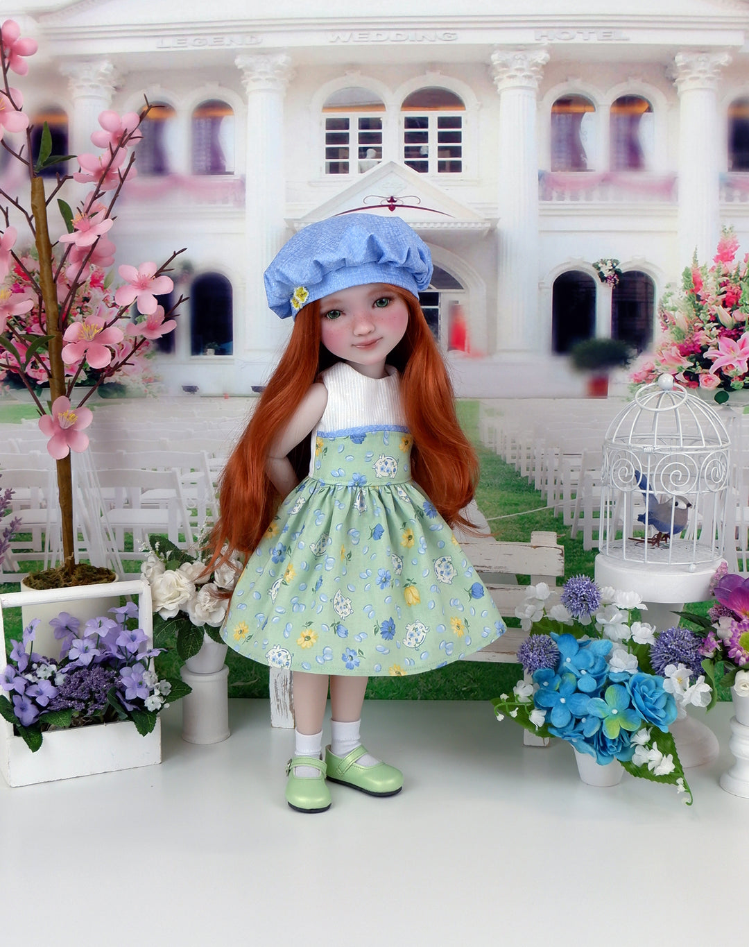 Piggy Bank - dress and shoes for Ruby Red Fashion Friends doll
