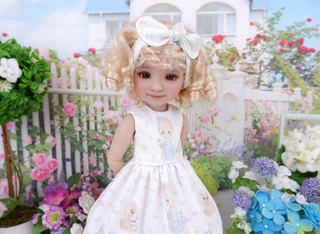 Precious Moments - dress with boots for Ruby Red Fashion Friends doll