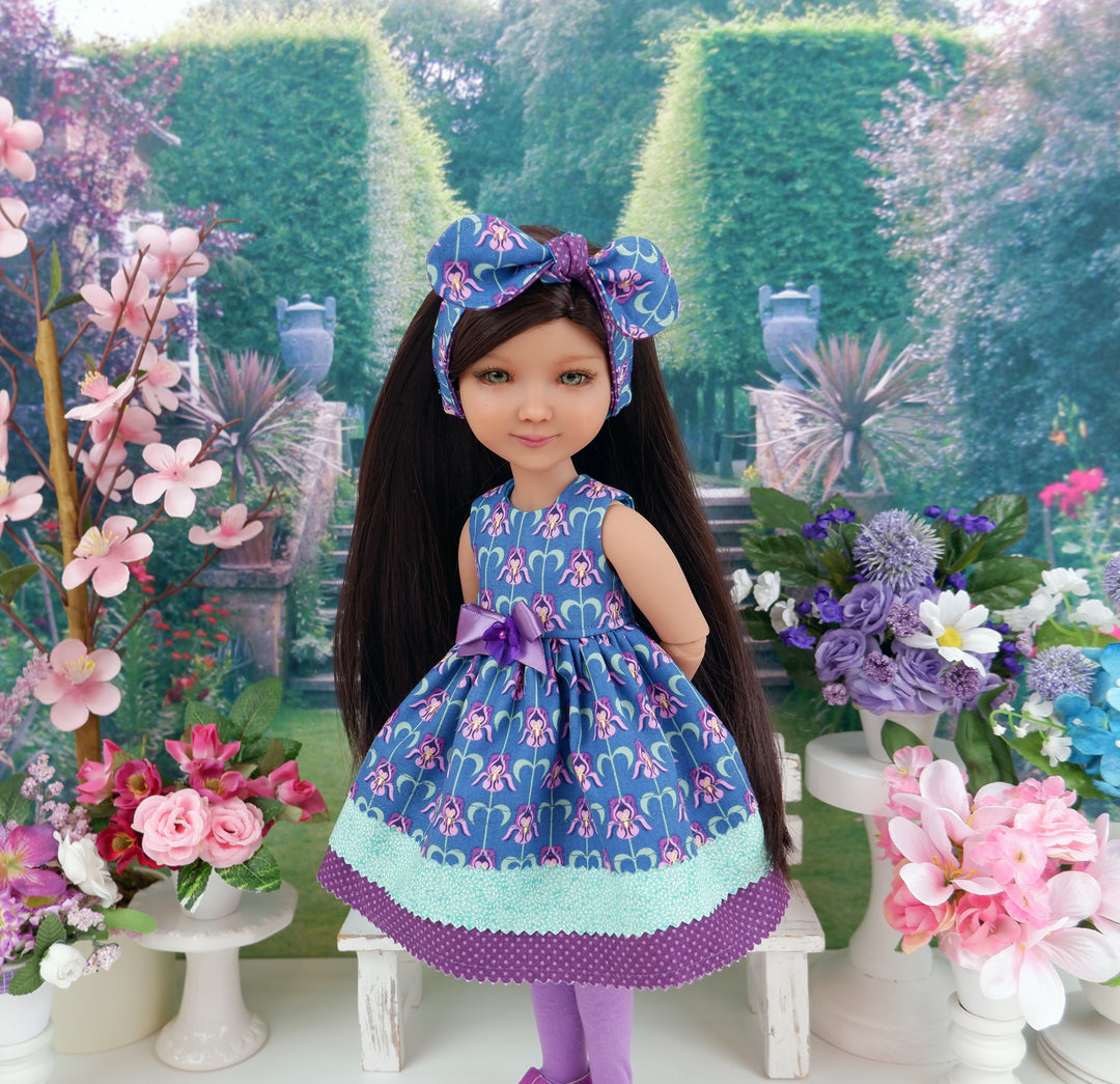 Pretty Iris - dress with shoes for Ruby Red Fashion Friends doll