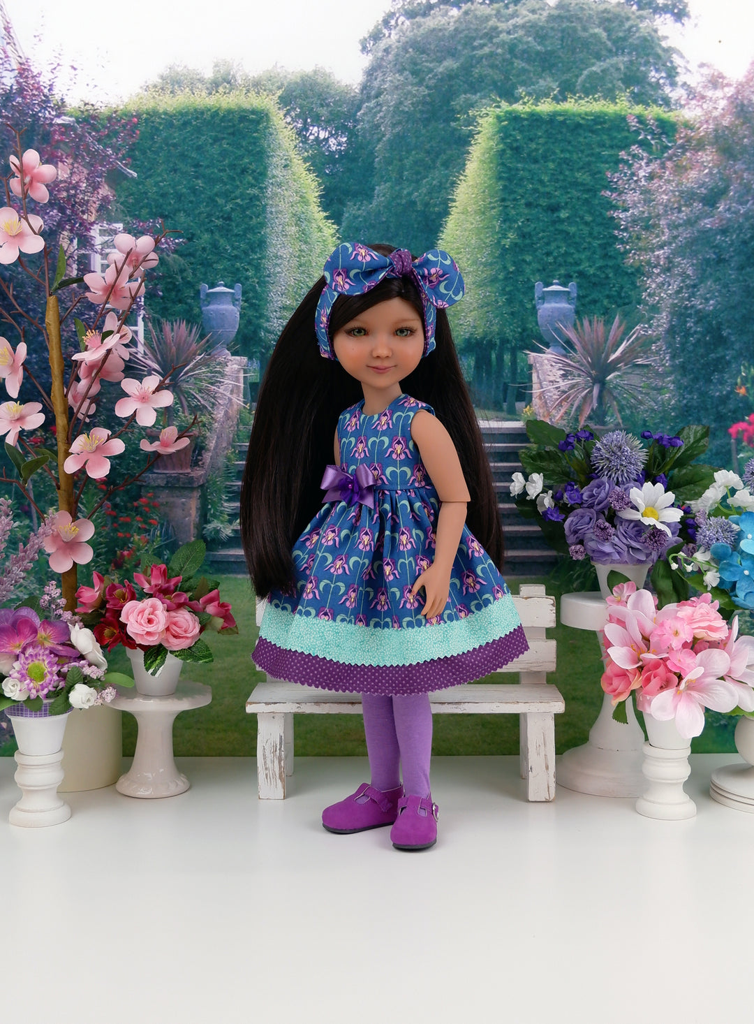 Pretty Iris - dress with shoes for Ruby Red Fashion Friends doll