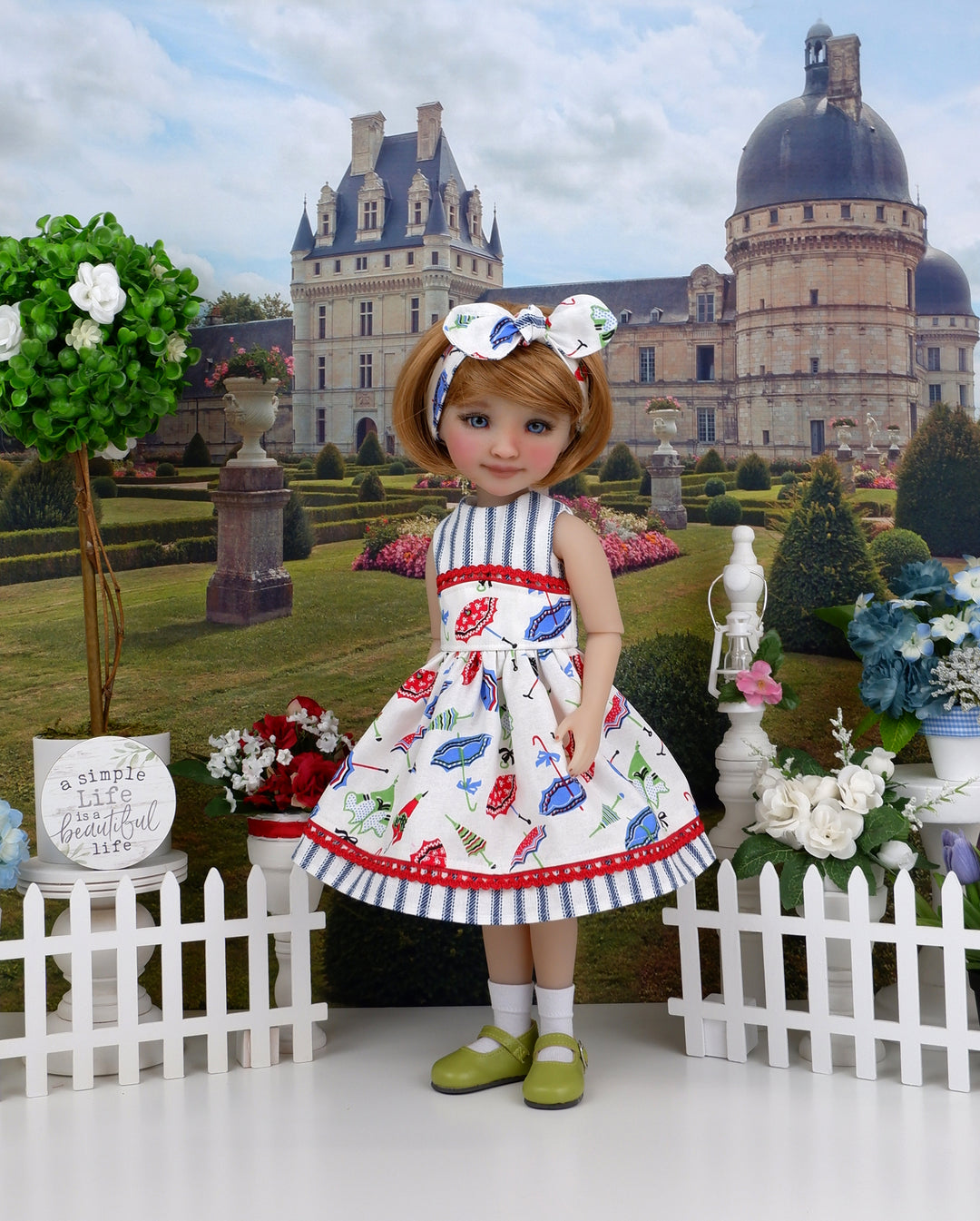 Pretty Parasol - dress and sweater with shoes for Ruby Red Fashion Friends doll