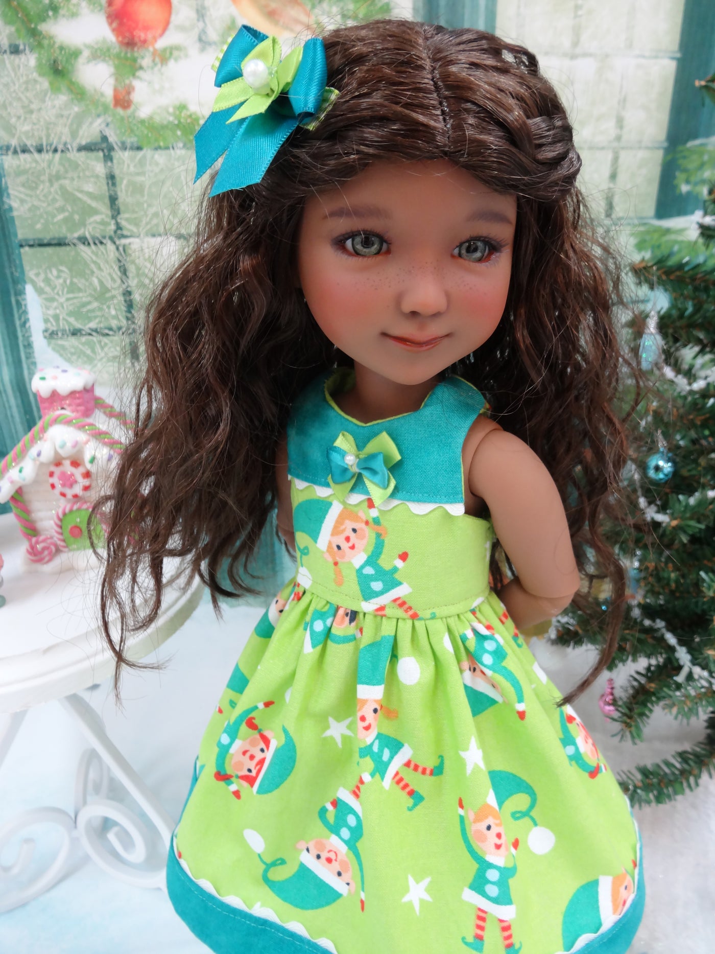 Santa's Elves - dress for Ruby Red Fashion Friends doll