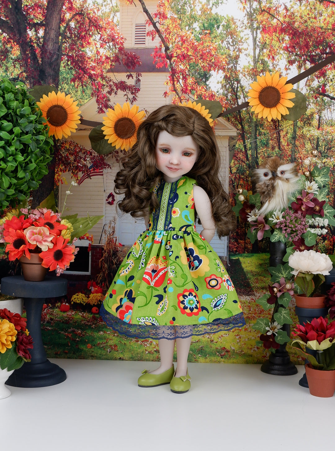 Scandinavian Meadow - dress with shoes for Ruby Red Fashion Friends doll