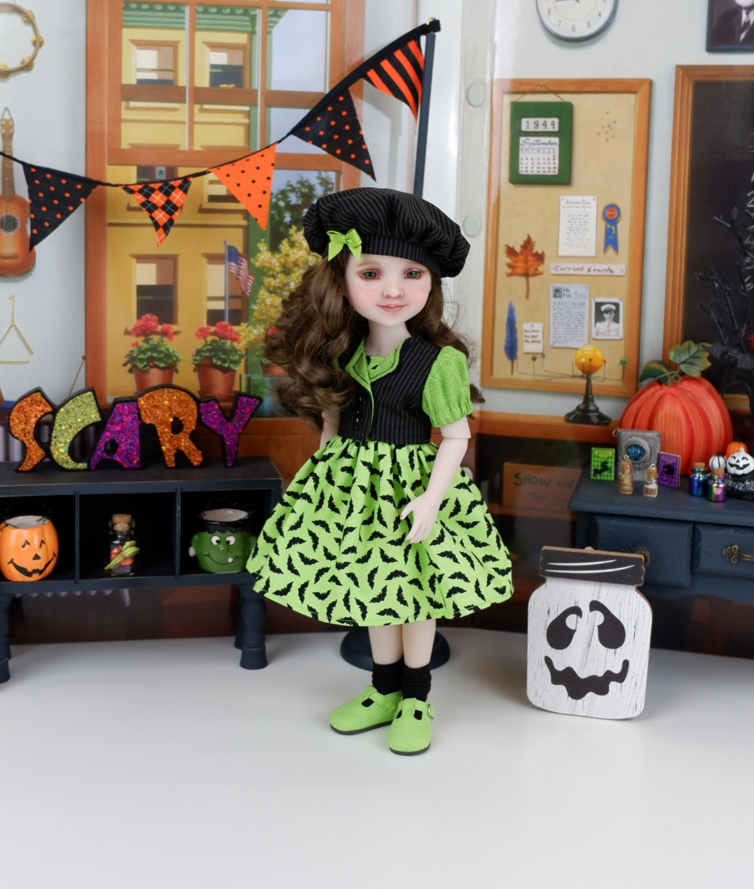 Scarefest - dress & jacket with shoes for Ruby Red Fashion Friends doll