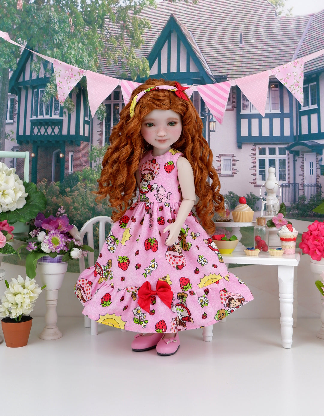 Shortcake & Custard - dress with shoes for Ruby Red Fashion Friends doll