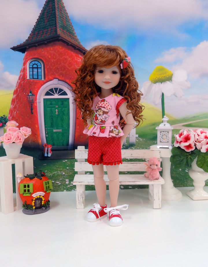 Shortcake Playdate - top & shorts for Ruby Red Fashion Friends doll