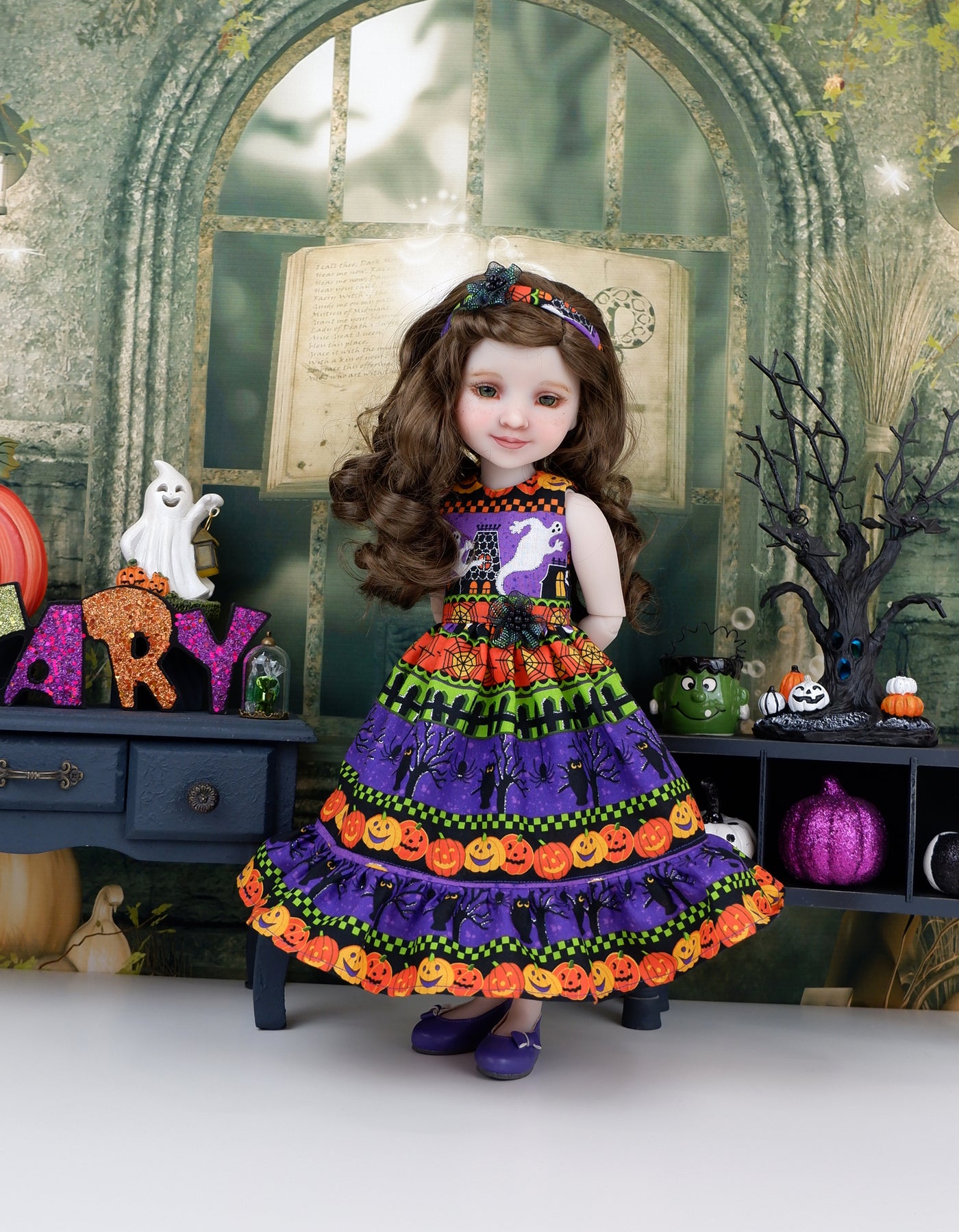 Spooky Night - dress with shoes for Ruby Red Fashion Friends doll
