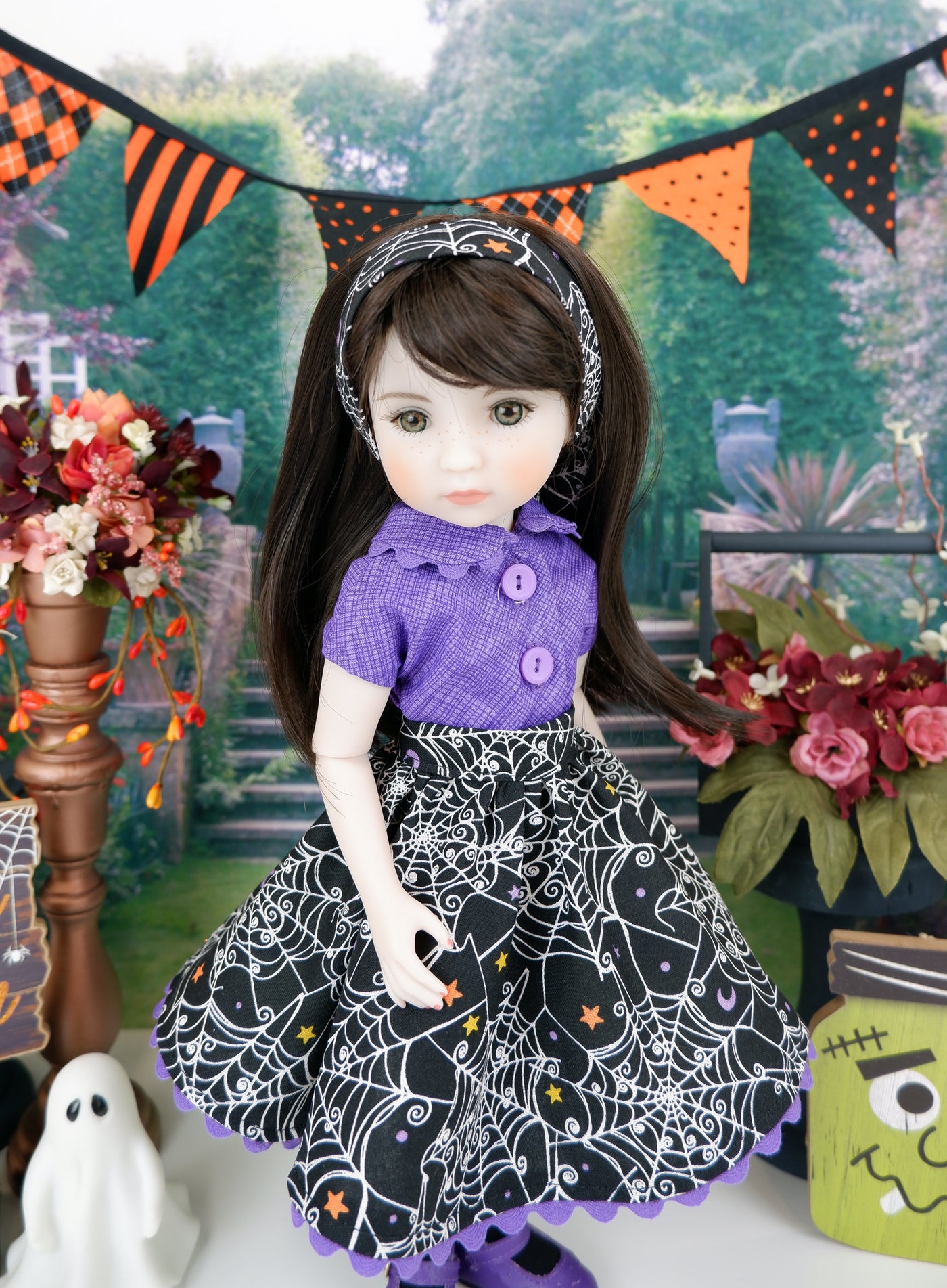 Spooky Spiderwebs - blouse & skirt with shoes for Ruby Red Fashion Friends doll