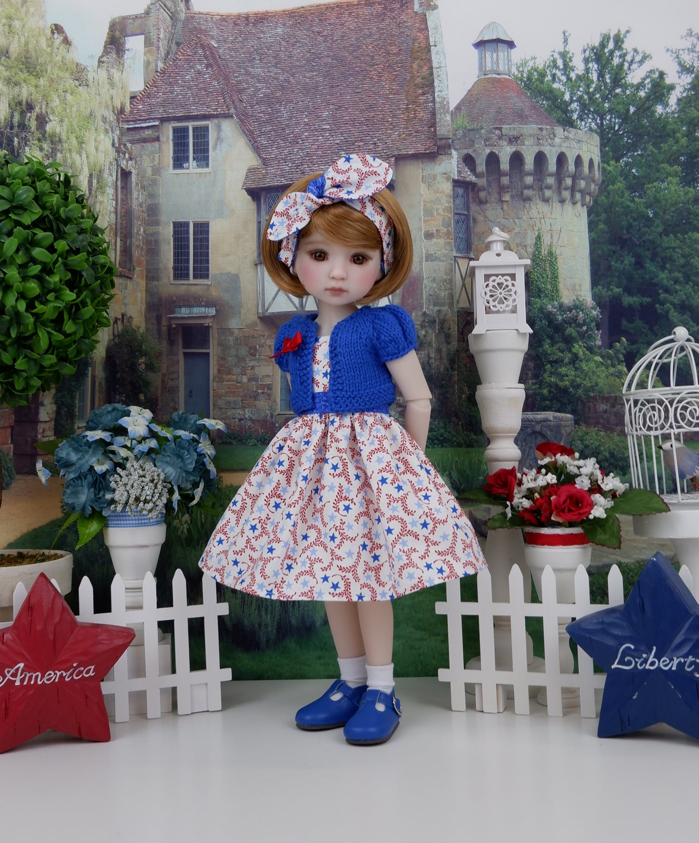 Star Laurels - dress and sweater with shoes for Ruby Red Fashion Friends doll