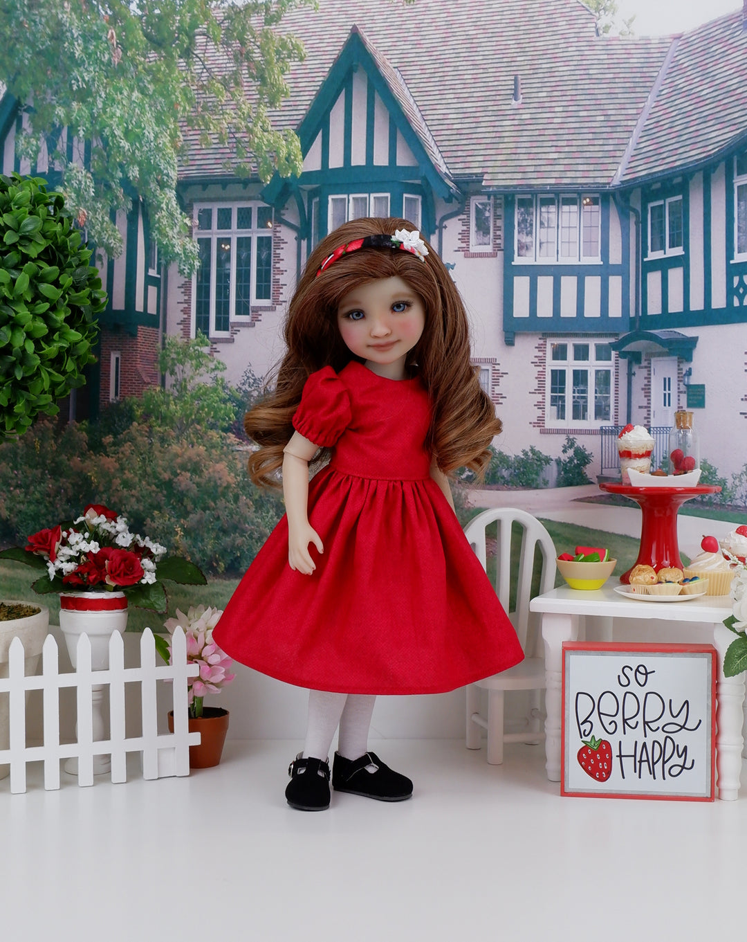 Strawberry Jam - dress & apron with shoes for Ruby Red Fashion Friends doll