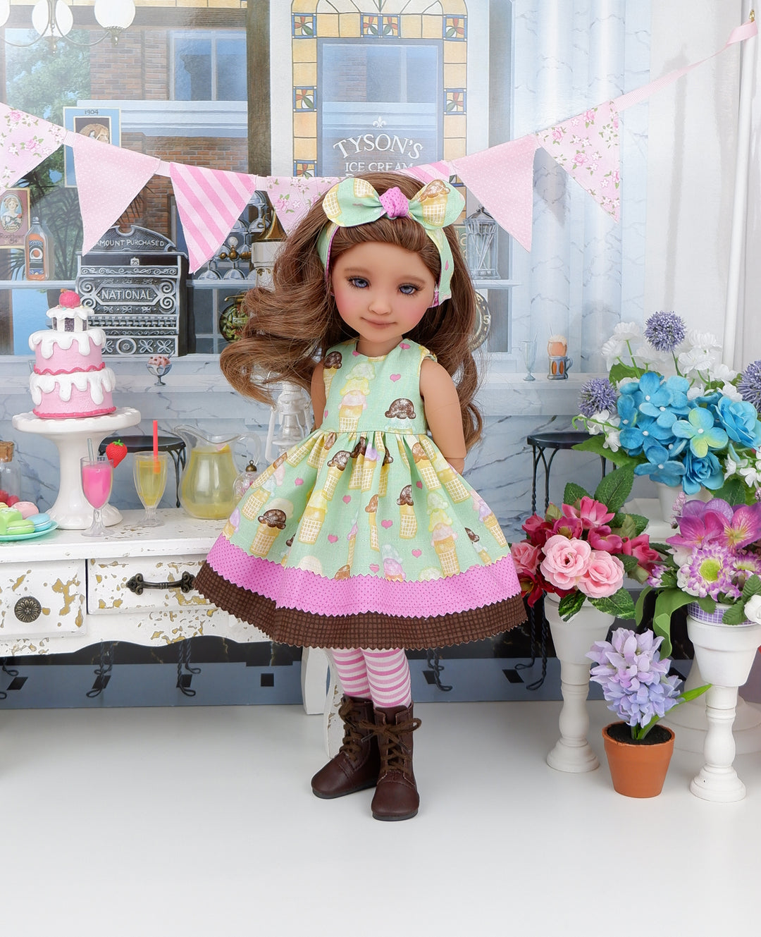 Sugar Cone - dress with boots for Ruby Red Fashion Friends doll