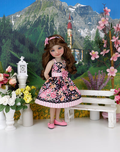 Summer Beauty - dress with shoes for Ruby Red Fashion Friends doll